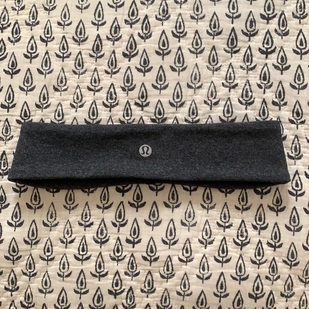 Grey Lululemom headband